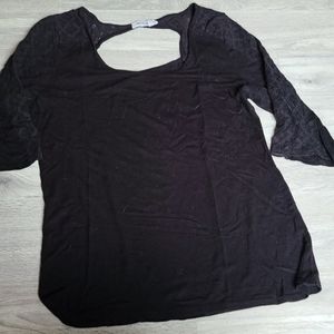 Comfy black top with lace shoulder